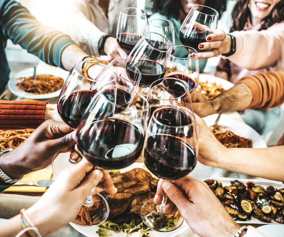 Alkoholowa mapa Polski zadziwia. W tych miastach pije się najwięcej