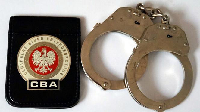 Pupil Macierewicza Wyciągnął z wojska miliony zlotych