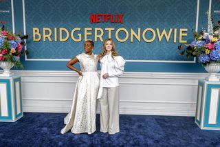 Polska gwiazda gra w Bridgertonach! Mamy zdjęcia, padniecie!