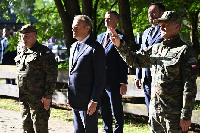 Donald Tusk stanowczo: "Musimy stać za polskimi żołnierzami"