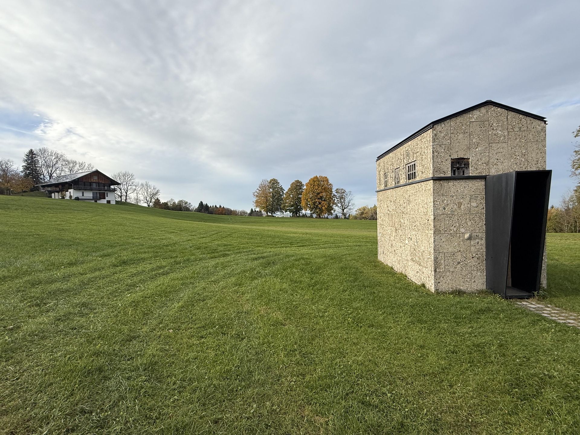 Michele de Lucchi. Kapliczka w Bawarii