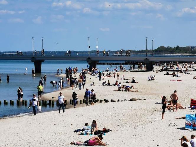 Kołobrzeg i inne miasta nadmorskie apelują o plan dla turystyki i datę otwarcia granic