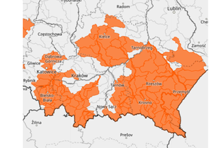 Roztopy w Małopolsce. Zalane piwnice i drogi