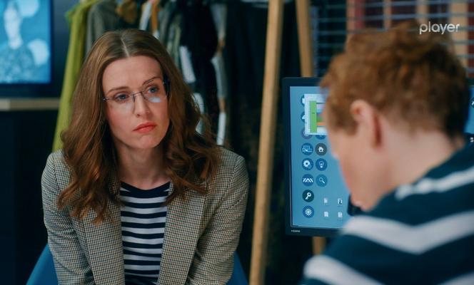 BrzydUla 2, odcinek 129 - opis, streszczenie: Ula odrzuca przyjaciółki. Iza ma dość zachowania Dobrzańskiej