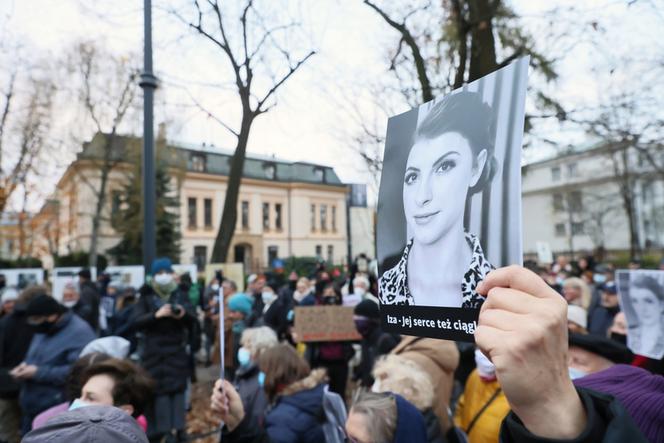 Ani jednej więcej. Protest w Warszawie sobota 6 listopada [ZDJĘCIA]