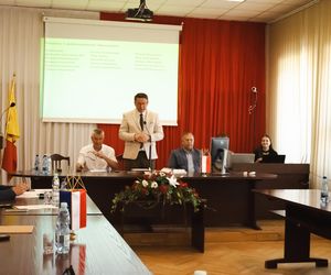 Powiat makowski ma... nowego króla. Radni intronizowali Jezusa. Zawierzamy mu nasze codzienne sprawy