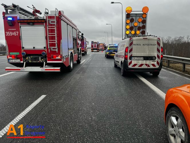 Pożar ciężarówki przewożącej paliwo lotnicze na autostradzie A1