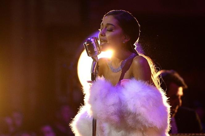 MTV Movie Awards 2016: Ariana Grande - Dangerous Woman
