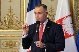 Ustawa o pomocy Ukraińcom czeka na podpis prezydenta. Prezydencki projekt w konsultacjach — kluczowe różnice