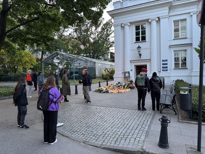 Student zaatakował 53-latkę toporkiem. Koszmar na UW w Warszawie. „Co powiedzieć jej dzieciom?”