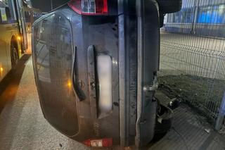 Śląskie: pijany kierowca spowodował kolizję z autobusem 