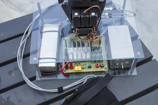 Polscy naukowcy stworzyli sztuczną dłoń