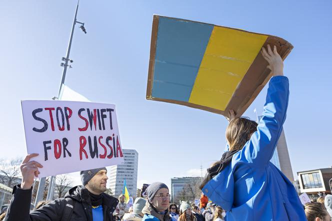 Rosja chwali się zamiennikiem SWIFT - analitycy PIE: alternatywny system nie obsłuży płatności międzynarodowych