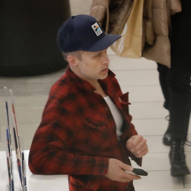 Maciej Zakościelny - męska wyprawa po odkurzacz