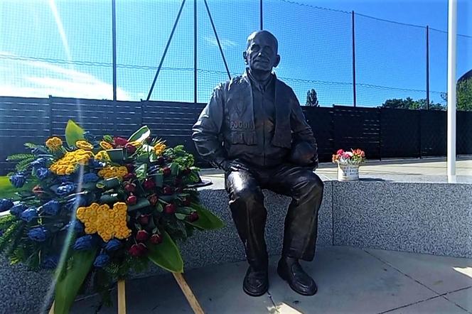 Tak wygląda pomnik Floriana Krygiera, legendarnego trenera szczecińskiej Pogoni