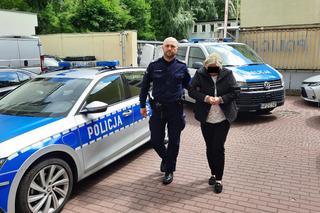 Ucharakteryzowała się na 85-latkę, by przejąć mieszkanie