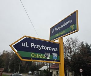 Zwłoki mężczyzny leżały w przydrożnym rowie. Makabryczne odkrycie pod Warszawą. „Pomiędzy torami, a drogą”