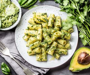 Makaron z brokułami - przepis na pyszny obiad we włoskim stylu