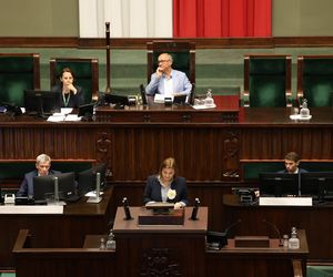 Korzystanie z urządzeń elektronicznych w szkołach - wystąpienie wiceminister w Sejmie