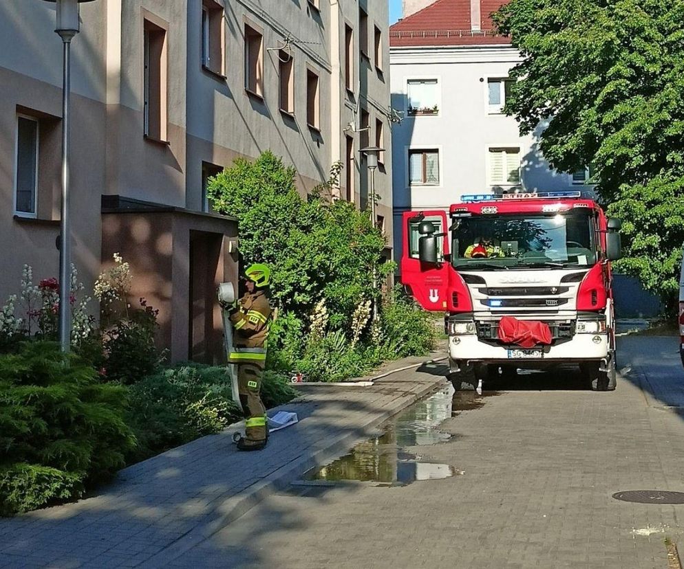 Tragedia w Pyskowicach. Ogień zabrał mu życie we własnym mieszkaniu