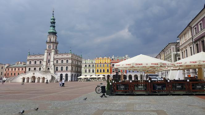 Zamość: Zamojscy restauratorzy czekają na gości. Na razie jest jeszcze spokojnie- mówią