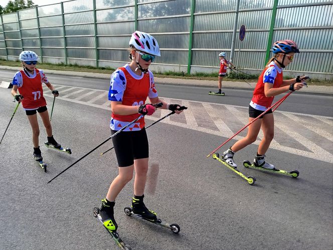 Zawody o Puchar Polski na nartorolkach Marwe Cup 2025 zostały zainaugurowane w Siedlcach