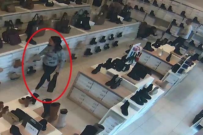 Okradli sklep obuwniczy w Świeciu. Wynieśli towar za kilka tysięcy złotych! [ZDJĘCIA]