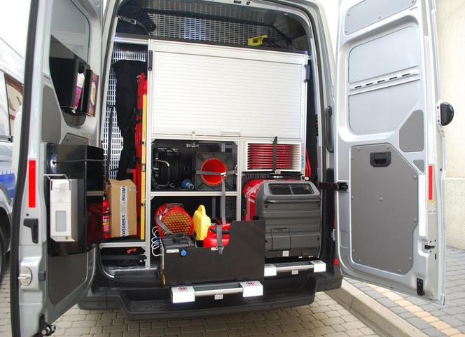 Volkswagen Crafter - policyjny Ambulans Pogotowia Ruchu Drogowego