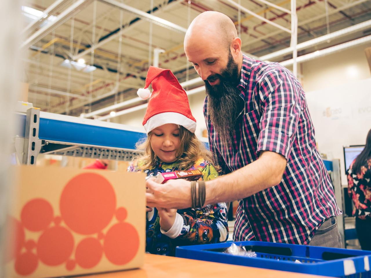 Najmłodsi konsumenci poznają e-commerce od kuchni. Mikołajki w Morele