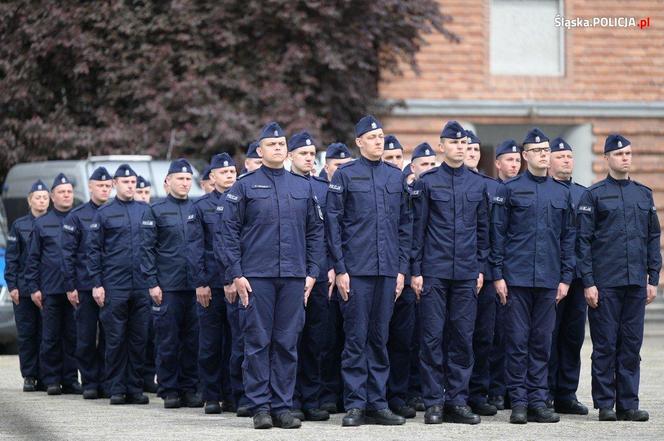 Uroczyste ślubowanie 69 nowych policjantów  w Oddziale Prewencji Policji w Katowicach