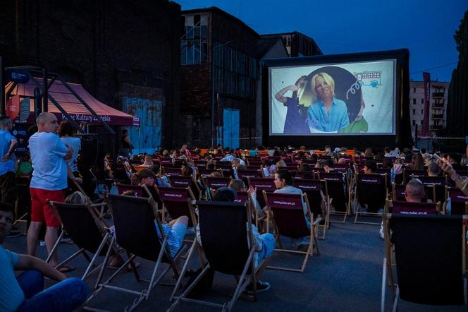 Do Dąbrowy Górniczej powróciło bezpłatne kino letnie. Co będzie grane w ramach plenerowych seansów? 