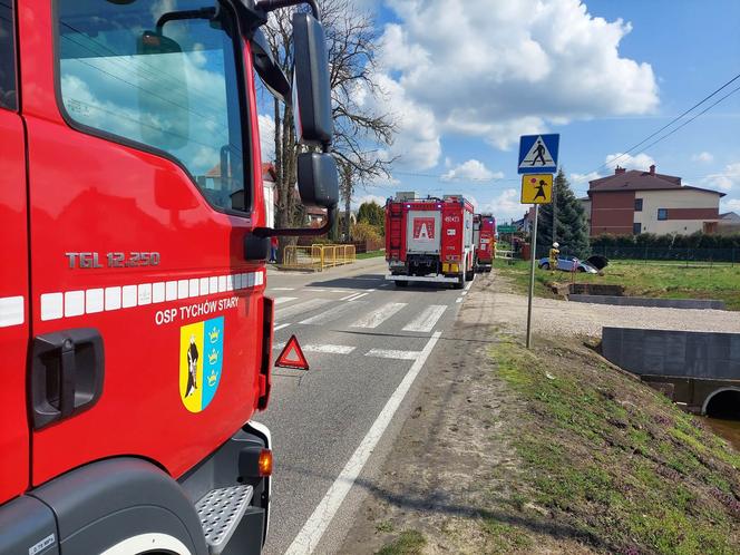 Wypadek w Tychowie. Poszkodowany kierowca Audi 