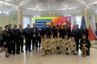 Lubelska młodzież zdeklasowała rówieśników. Odebrali dyplomy i odznaki od wojewody