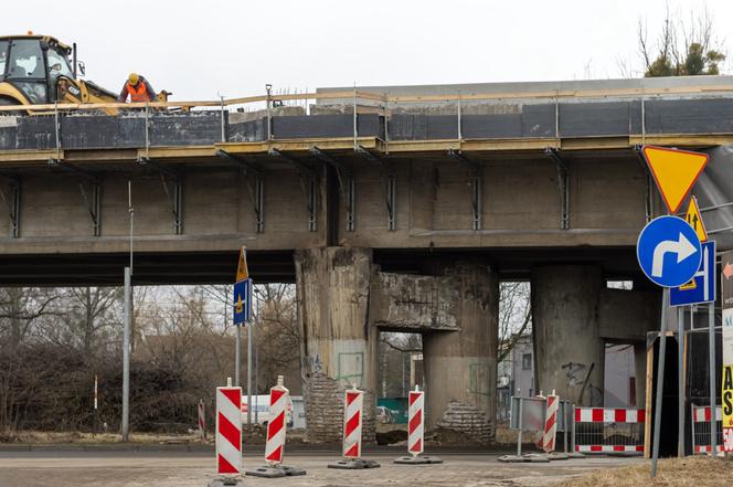 W Bytomiu zamknięty zostanie wiadukt nad Dąbrową Miejską. Trwa przebudowa 