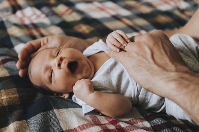 Rozwój noworodka: jak oswoić dziecko ze światem?