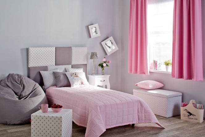 Różowy pokój dziewczynki (źródło: www.dekoria.pl)