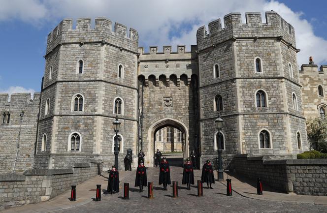 Pogrzeb księcia Filipa. Policja patroluje zamek Windsor