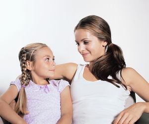 Relacje matki z córką, czyli o sposobach budowania więzi między nimi