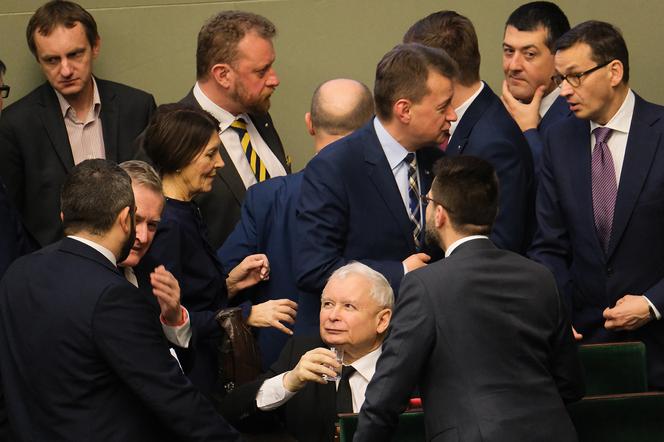 Głosowanie w sejmie. Sejm uchwalił ustawę dyscyplinującą sądy