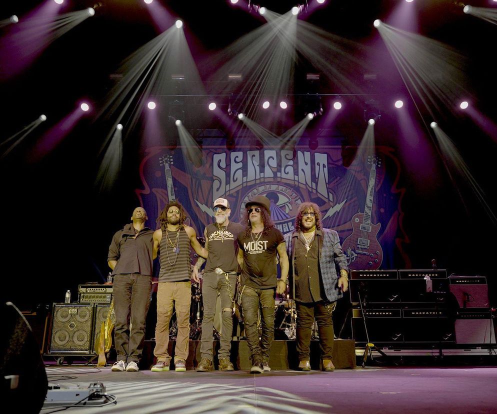 Slash live