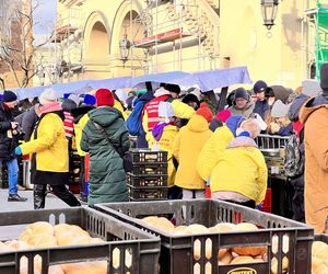 28. Wigilia dla Bezdomnych i Potrzebujących w Krakowie. Wydanych zostanie 20 tysięcy porcji świątecznych przysmaków