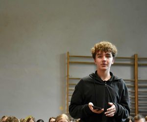 Dominik Dąbrowski spotkał się z młodzieżą III LO w Grudziądzu cz. I