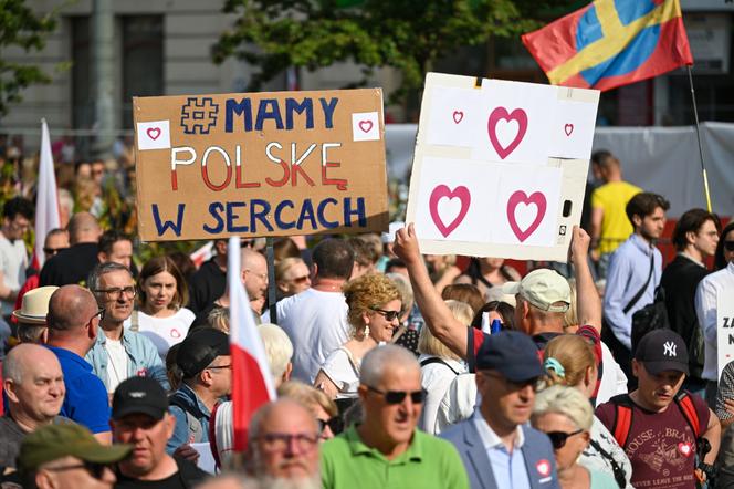 Marsz opozycji w Poznaniu.