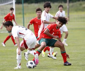 14-letni syn Cristiano Ronaldo zadebiutował w portugalskiej kadrze. Legendarny ojciec pękał z dumy