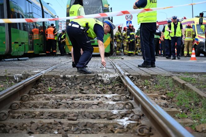 Dwa tramwaje zderzyły się 8 bm. na ul. Hetmańskiej w Poznaniu. Poszkodowanych zostało 15 osób. Jedna jest w stanie ciężkim