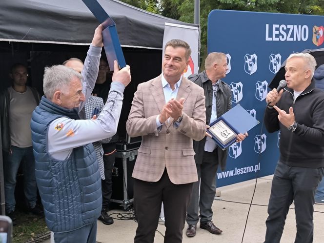 Tablice dla Buśkiewicza i Golloba