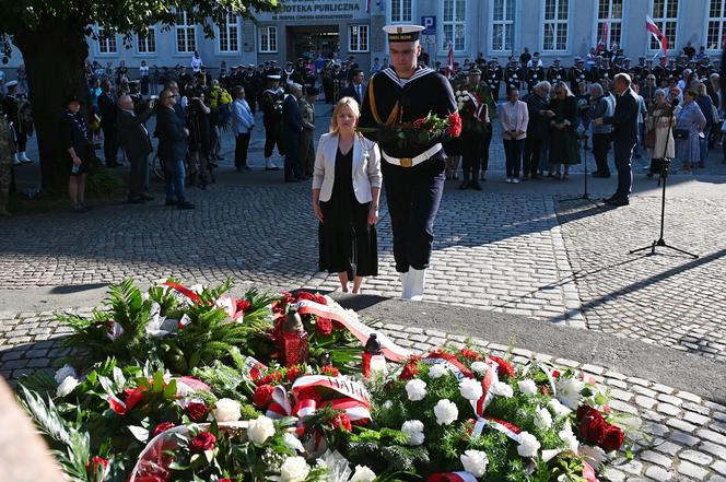 Godzina "W" w Gdańsku. Mieszkańcy upamiętnili pamięć o Powstańcach