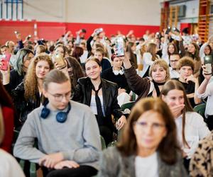 Uroczysta akademia z okazji Dnia Komisji Edukacji Narodowej w ZSP nr 5 odbyła się 13.10.2023