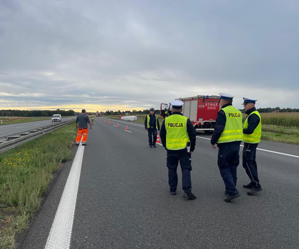 Wypadek cysterny na opolskim odcinku A4. Autostrada jest zablokowana