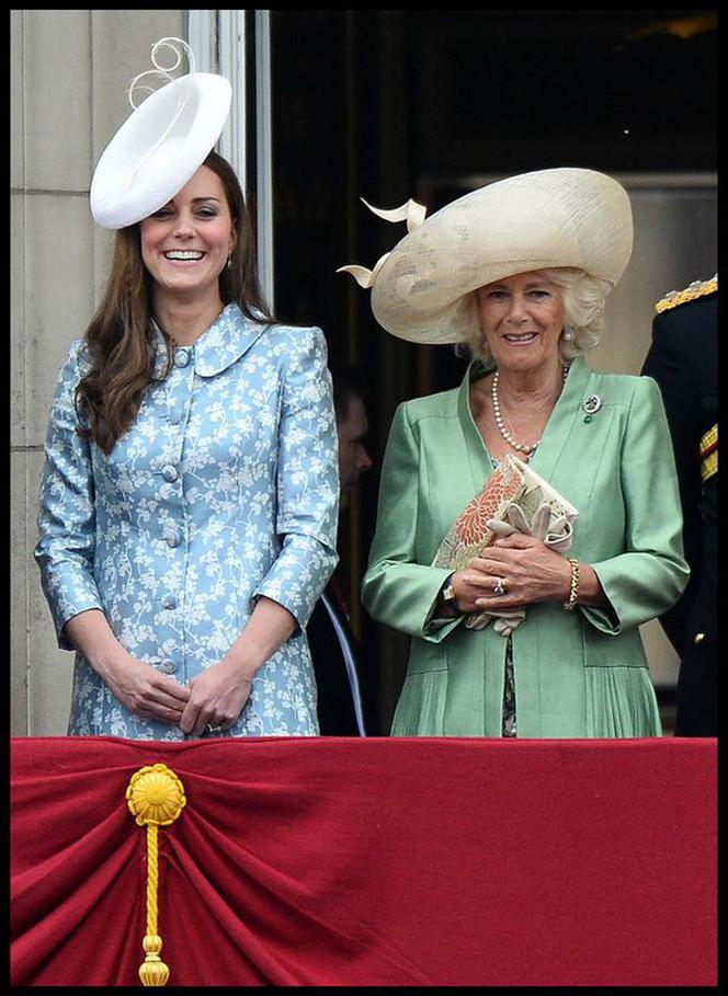 Kate Middleton w przedziwnym kapeluszu